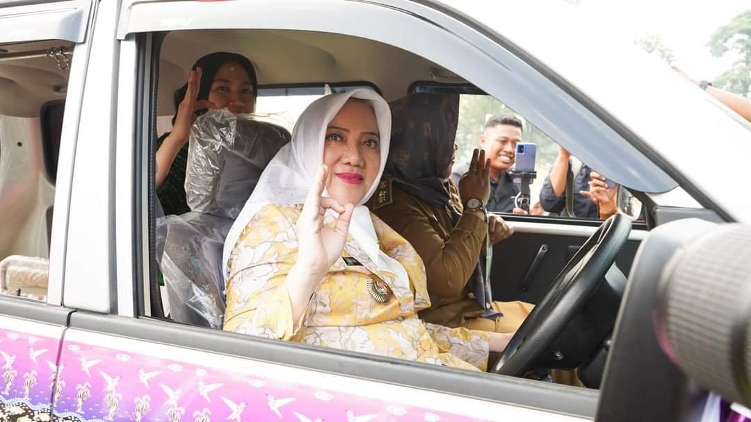 Bupati Musi Rawas Serahkan Bantuan Ambulans