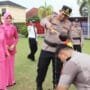 Upacara Kenaikan Pangkat 37 Personel Polres Musi Rawas, Tradisi Mandi Kembang Jadi Simbol Penghargaan