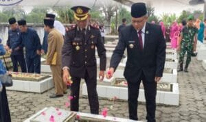 Personel Batalyon B Pelopor Laksanakan Ziarah Nasional di TMP Patria Bukit Sulap Lubuklinggau