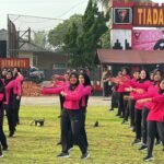 Pererat Kekompakan, Batalyon B Pelopor dan Bhayangkari Gelar Senam Bersama di Lubuklinggau.