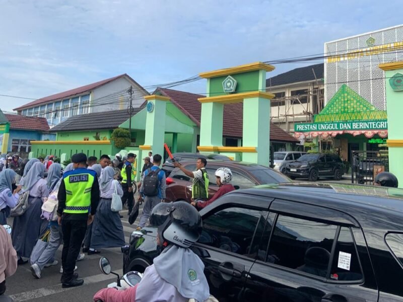 Batalyon B Pelopor Hadir di Titik Padat Lubuklinggau, Bantu Atur Lalin Pagi Hari