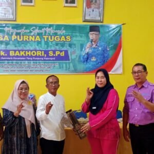 Tiang Pumpung Kepungut Sub-District Secretary, Bakhori, S.Pd, Retires: “Retirement Is Not the End, But the Beginning of a New Chapter”