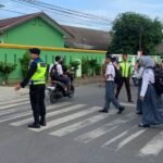 Batalyon B Pelopor Bantu Atur Lalin Pagi, Warga Lubuklinggau Merasa Lebih Aman.