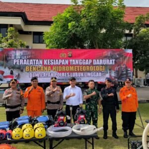 Satbrimob Polda Sumsel Batalyon B Pelopor Ikuti Apel Kesiapan Tanggap Darurat Bencana Hidrometeorologi 2025