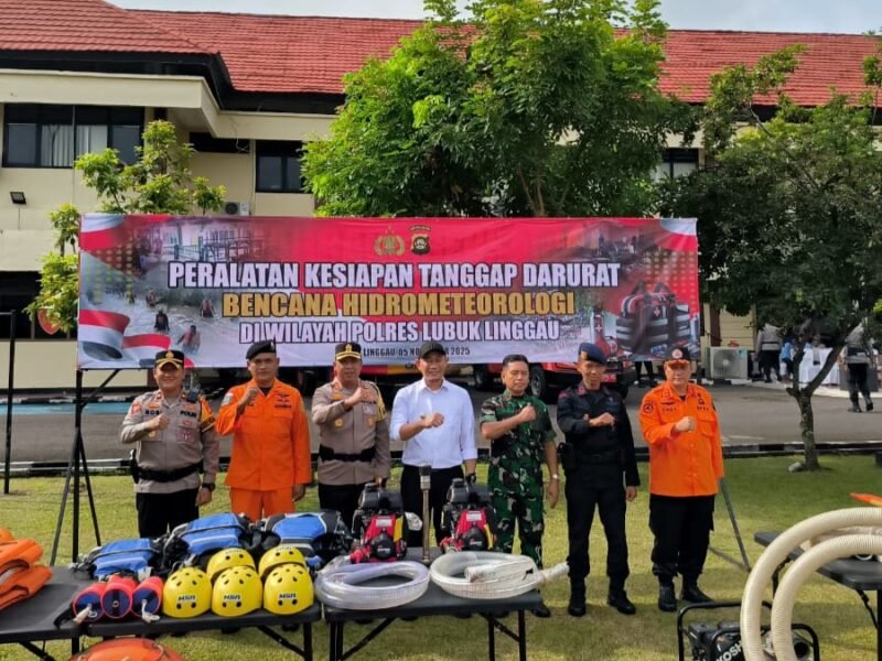 Satbrimob Polda Sumsel Batalyon B Pelopor Ikuti Apel Kesiapan Tanggap Darurat Bencana Hidrometeorologi 2025