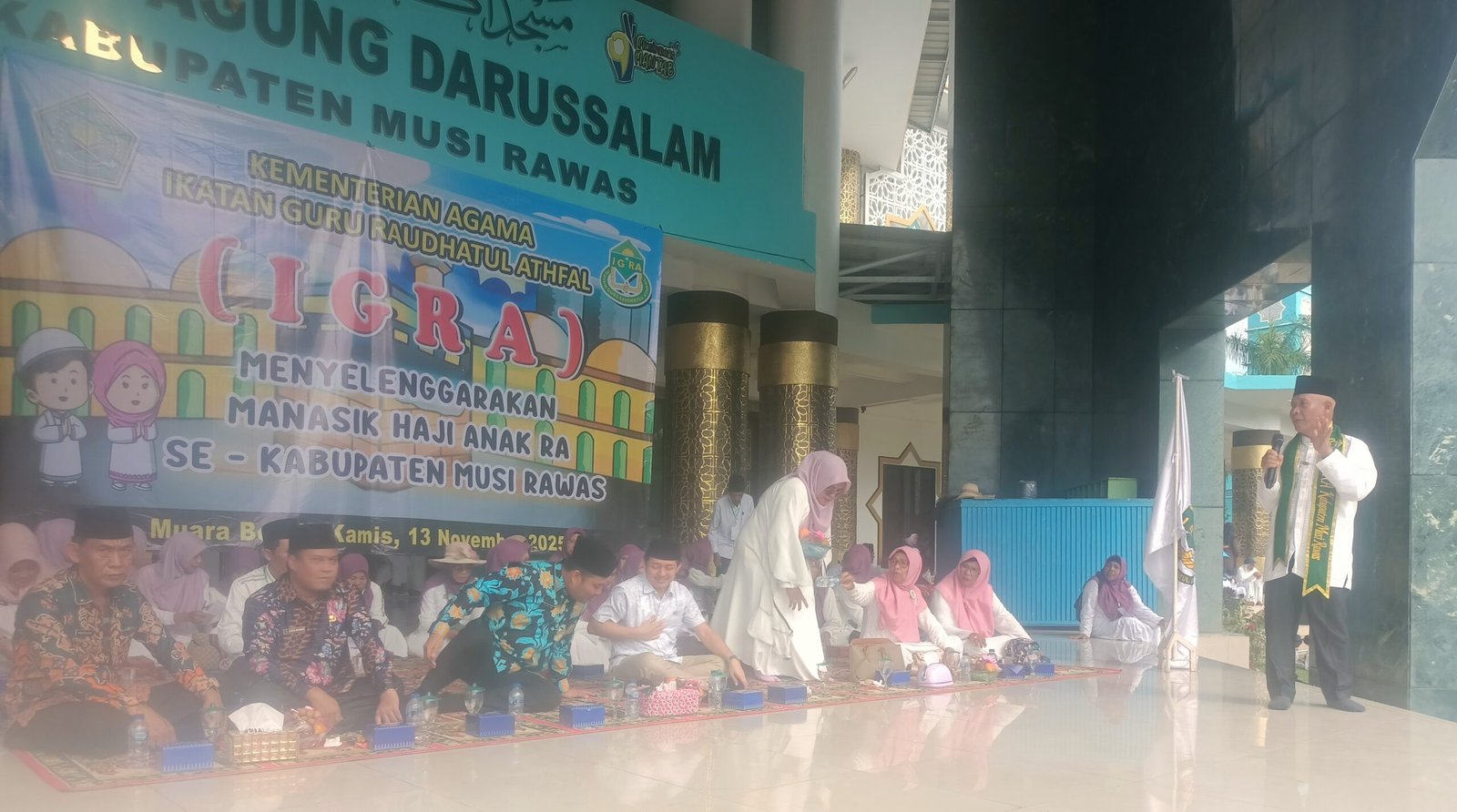 Kemenag dan IGRA Gelar Manasik Haji Anak RA se-Kabupaten Musi Rawas di Lapangan Masjid Agung Darussalam