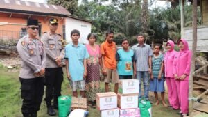 Polres Musi Rawas Salurkan Bantuan untuk Korban Kebakaran, Wakapolres Sampaikan Pesan Penting Kepada Warga