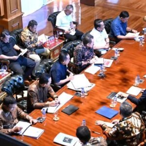 Prabowo Bahas Penertiban Hutan dan Tambang Ilegal dalam Pertemuan di Hambalang