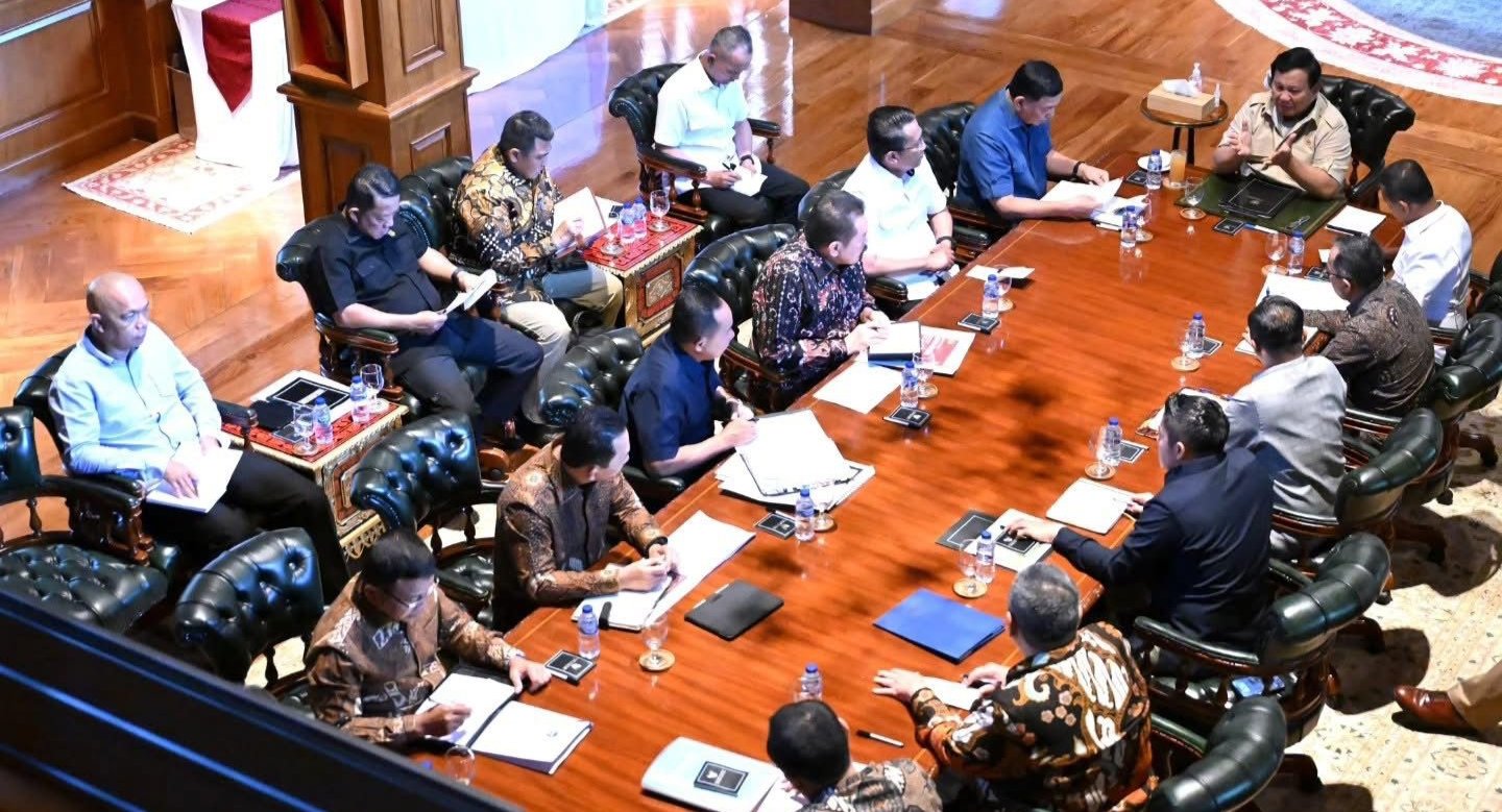 Prabowo Bahas Penertiban Hutan dan Tambang Ilegal dalam Pertemuan di Hambalang