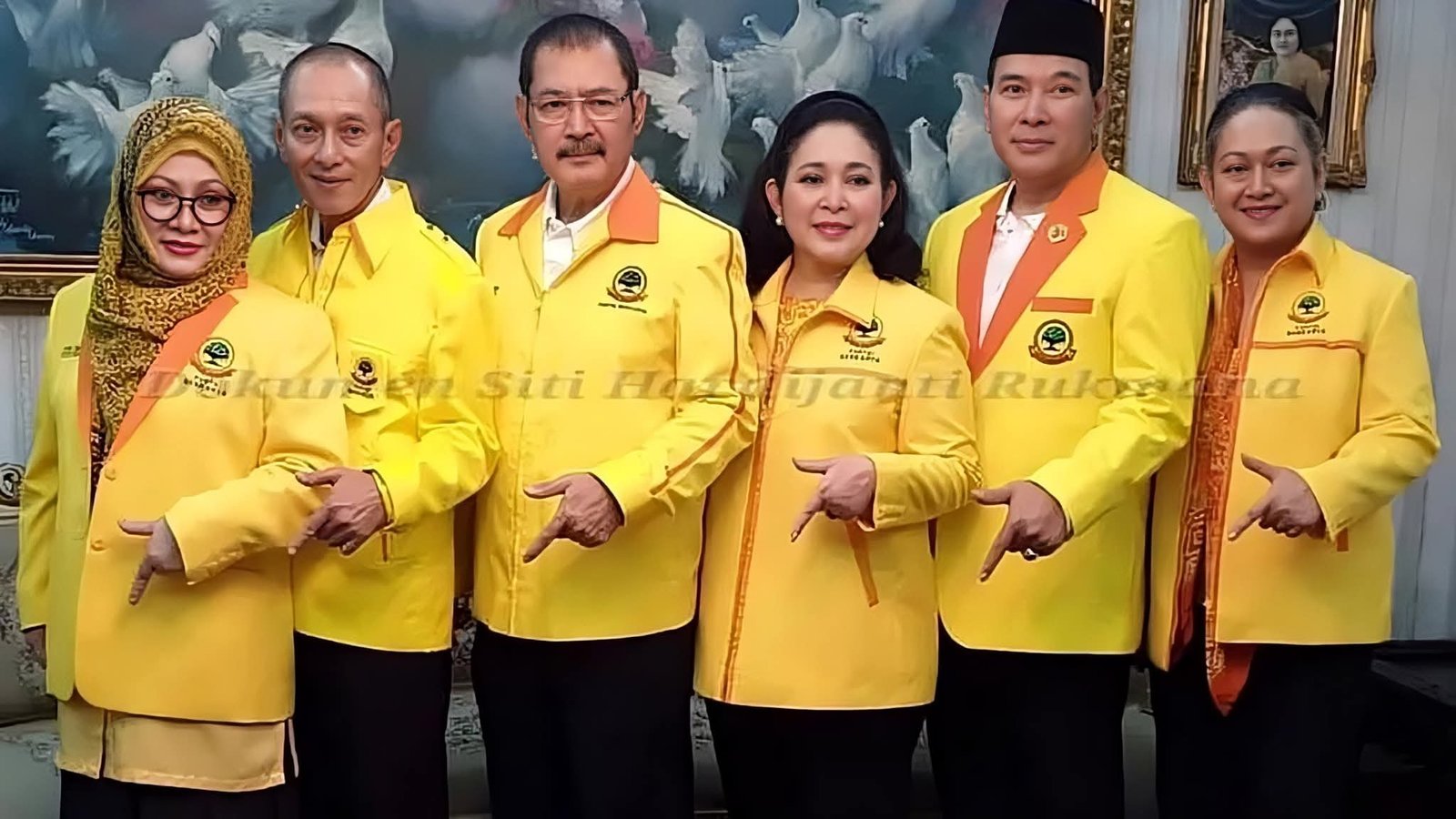 Kebersamaan Keluarga Cendana: Harmoni, Pengaruh, dan Jejak Bisnis Besar