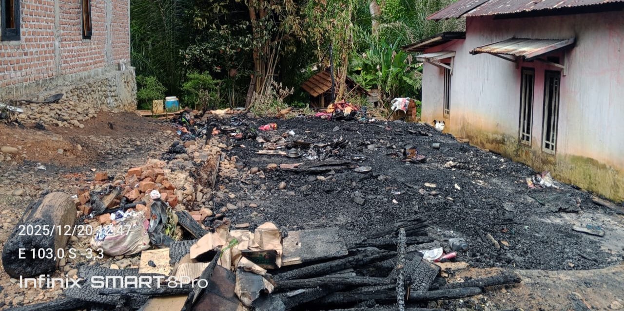Hanya Baju di Badan yang Tersisa, Rumah Warga Musi Rawas Rata dengan Tanah