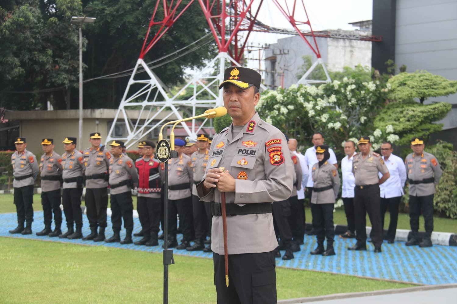 Disiplin Diperketat, Kapolda Sumsel Periksa Senpi Personel