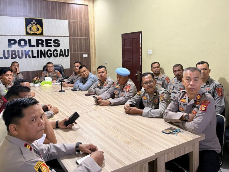 Kapolres Lubuk Linggau Ikuti Latpra Ops Ketupat Musi 2026 Secara Virtual