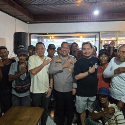 Kapolres Lubuk Linggau Berbagi Kebahagiaan dengan Pejuang Nafkah di Jalanan Jelang Lebaran