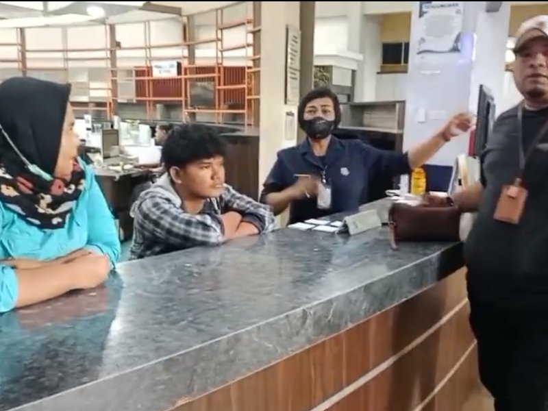 Layanan BPJS Kesehatan di MPP Palembang Lumpuh, Antrean Membeludak, Hanya Satu Petugas Siaga