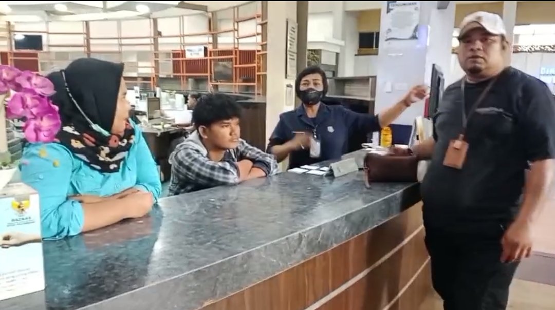 Layanan BPJS Kesehatan di MPP Palembang Lumpuh, Antrean Membeludak, Hanya Satu Petugas Siaga