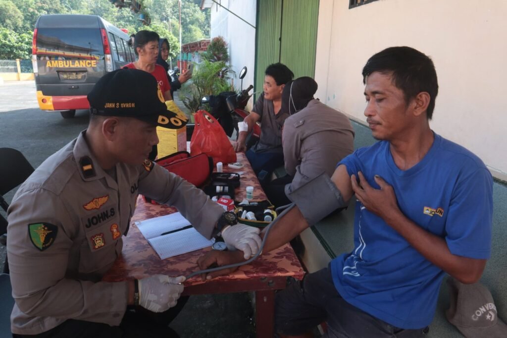 Polres Lubuk Linggau Gelar Bakti Religi dan Bakti Kesehatan, Perkuat Kepedulian Sosial serta Toleransi Antarumat