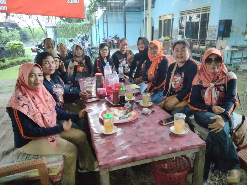 Pemuda Pancasila PAC Gudo Jombang Gelar Arisan Rutinan dan Potong Tumpeng