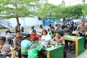 Kapolres Lubuk Linggau Ngopi Bareng Puluhan Ojol, Bangun Kemitraan Jaga Kamtibmas
